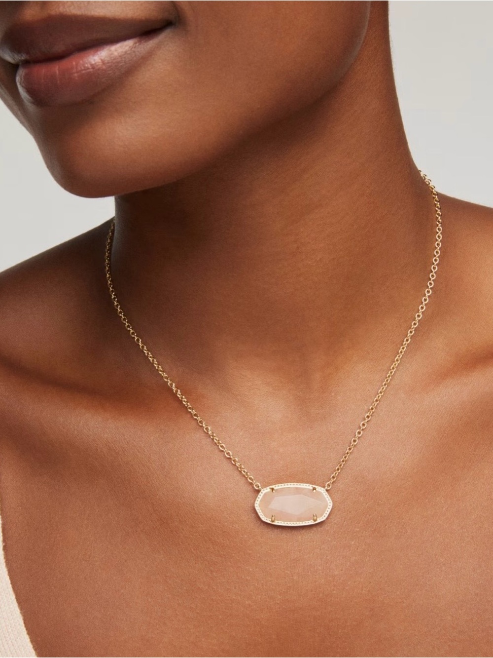 Kendra Scott Elisa Gold Statement Short Rose Quartz Pendant Necklace New No Tag